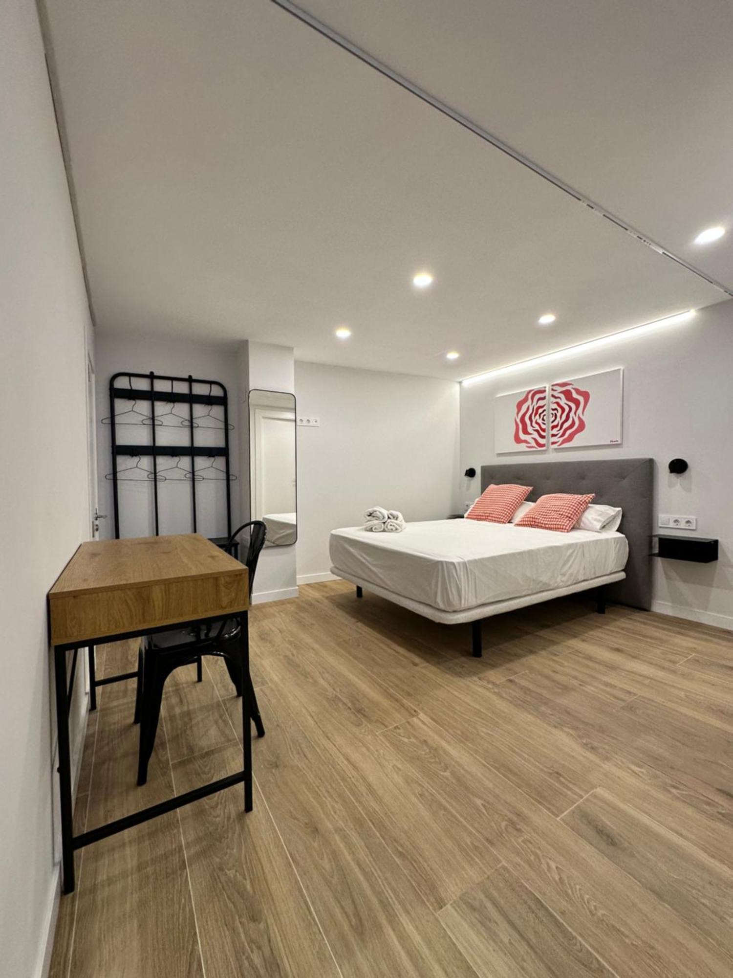Loft Accommodative B บาเลนเซีย ภายนอก รูปภาพ